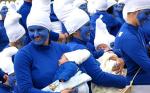 Recorde de 3000 estudantes vestidos de smurf num unico lugar